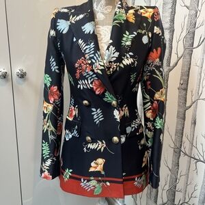 Zara floral blazer - bloggers favourite!
